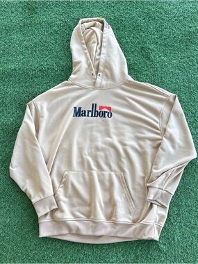 Vintage Marlboro Racing Team Hoodie Tan Large